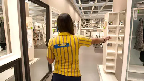 Los espejos de Ikea que ampl&iacute;an espacios y elevan la decoraci&oacute;n