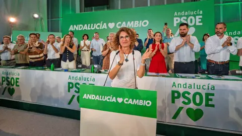 Mar&iacute;a Jes&uacute;s Montero incide que el PSOE de Andaluc&iacute;a sale a ganar