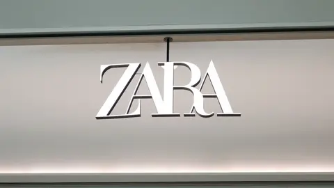 Tienda ZARA - Complementos de bolsos de temporada