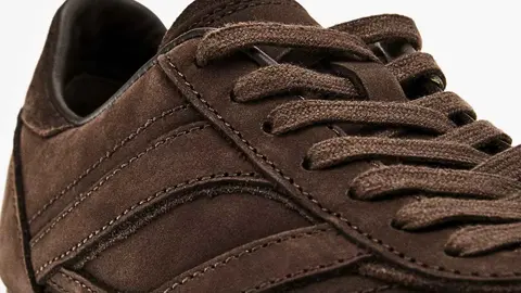 Las nuevas zapatillas de piel de Massimo Dutti - Inditex