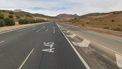 La carretera A-45 en Antequera