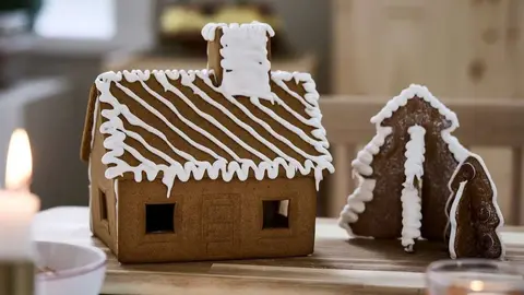 VINTERSAGA &Aacute;rboles de pan de jengibre de Ikea