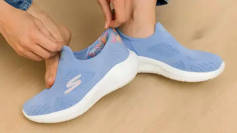 Zapatillas Skechers Slip-ins Arch Fit GO WALK Anywhere - Laila