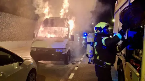 Furgoneta incendiada en Jerez | CBPC