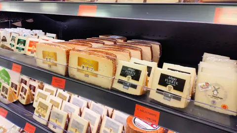 Secci&oacute;n de quesos de Mercadona