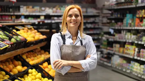 Una futura pensionista de la Seguridad Social en su puesto de trabajo