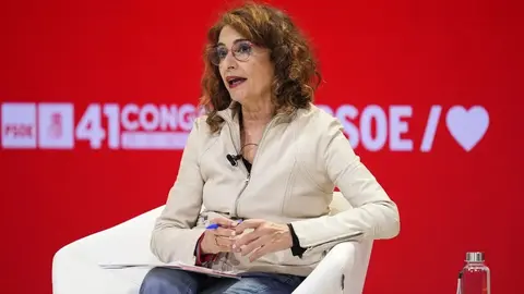 Mar&iacute;a Jes&uacute;s Montero no logra revertir la situaci&oacute;n del PSOE en Andaluc&iacute;a seg&uacute;n los sondeos