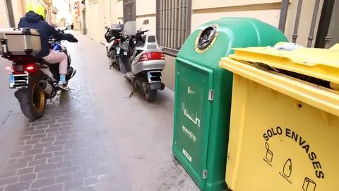 Cubos de basura en Jerez