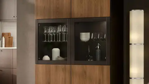 Llega a Ikea uno de sus muebles m&aacute;s deseados un armario vitrina con el que resaltar el sal&oacute;n con clase
