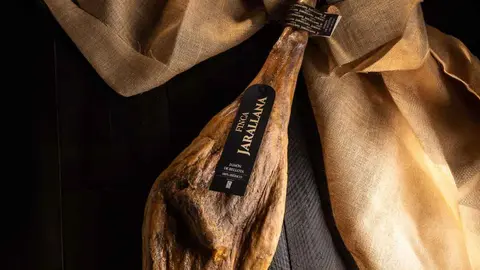 Jam&oacute;n 100% Ib&eacute;rico de Bellota 7.5 a 8 kg Finca Jarallana de La Nevera Espa&ntilde;ola