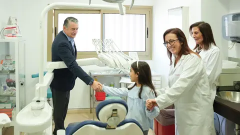 Antonio Sanz en el centro de salud El Porvenir