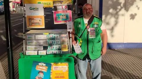 Francisco Javier Guerrero, vendedor de la ONCE en M&aacute;laga