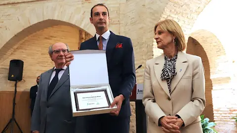 Gallardo Monje junto a Mar&iacute;a Jos&eacute; Garc&iacute;a-Pelayo durante la apertura de la Semana Cultural del D&iacute;a Internacional del Flamenco