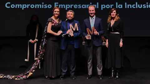 Grupo Solera recibe el Premio MIRA al Compromiso Empresarial con la Inclusi&oacute;n Social | Salvador L&oacute;pez Medina