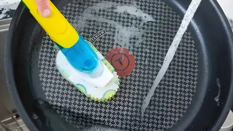 Cepillo de limpieza Scrub Daddy Dish Daddy de Lidl