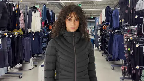 Ya est&aacute; en Decathlon el abrigo plum&iacute;fero m&aacute;s deseado con dise&ntilde;o compacto y relleno de plum&oacute;n de pato