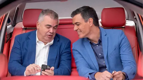 Santos Cerd&aacute;n junto a Pedro S&aacute;nchez | Edici&oacute;n El MIRA