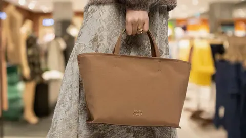 Bimba y Lola liquida sus bolsos en El Corte Ingl&eacute;s rebajados hasta en un 50%
