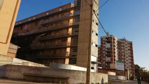 Imagen de las VPO de la avenida de Andaluc&iacute;a en Sevilla