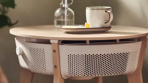 Mesa con purificador de aire STARKVIND de Ikea
