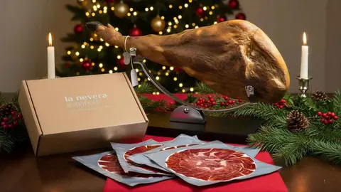 Pack de jam&oacute;n de cebo ib&eacute;rico cortado a cuchillo de La Nevera Espa&ntilde;ola