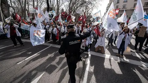 M&eacute;dicos, en una manifestaci&oacute;n en Andaluc&iacute;a (1)