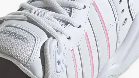 Zapatillas Adidas Strutter en Amazon