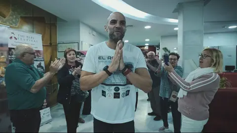 Alberto Mansilla tras completar uno de sus retos