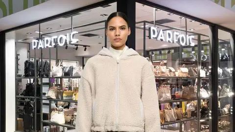 4 abrigos de Parfois que son perfectos para vestir con joggers, vaqueros o vestidos este invierno