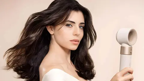 Aterrizan en Carrefour los moldeadores de pelo m&aacute;s solicitados a los Reyes Magos m&aacute;s baratos que Dyson