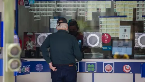 Imagen de un despacho de loter&iacute;as
