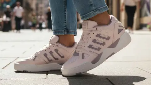 Amazon tiene las zapatillas Adidas perfectas para vestir lo &uacute;ltimo en moda casual por menos de 35 euros