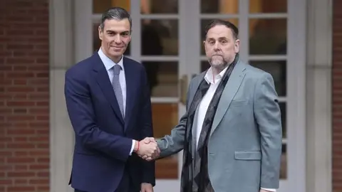 Pedro S&aacute;nchez, junto a Oriol Junqueras