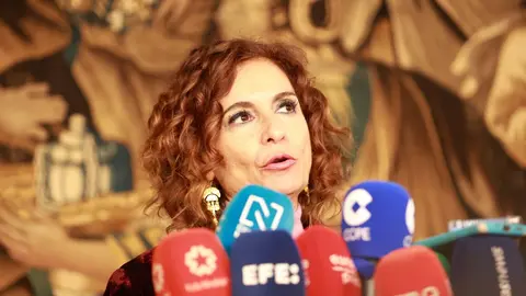 Montero vuelve a estar en el centro de las cr&iacute;ticas de los populares (1)