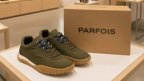 Parfois pone a la venta sus nuevas zapatillas inspiradas en Miu Miu moda de lujo a precio asequible