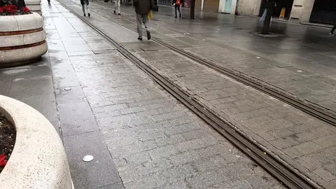 Pavimento de la Avenida de la Constituci&oacute;n de Sevilla
