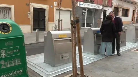 Recuperaci&oacute;n de los contenedores soterrados en Almer&iacute;a