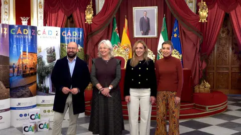 Presentaci&oacute;n del stand de la provincia de C&aacute;diz en Fitur 2026