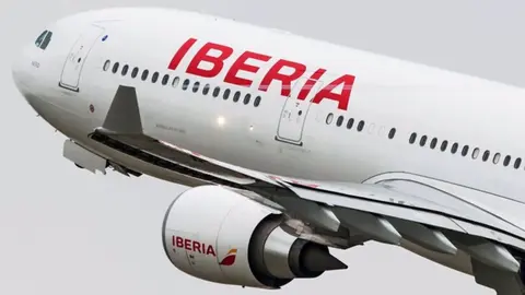 Un avi&oacute;n de Iberia