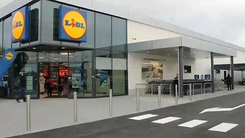 Lidl ficha las estanter&iacute;as compactas perfectas para ba&ntilde;os con espacios reducidos cuestan menos de 30 euros