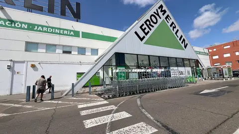 Colas en Leroy Merlin despu&eacute;s de rebajar los precios de sus dos mejores calefactores cer&aacute;micos port&aacute;tiles