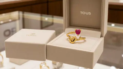 Acaban de llegar a TOUS los anillos de oro m&aacute;s elegantes que todas querr&aacute;n por San Valent&iacute;n.jpg
