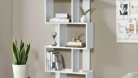 Leroy Merlin tiene las 3 estanter&iacute;as de dise&ntilde;o perfectas para convertir el sal&oacute;n en una obra de arte.jpg