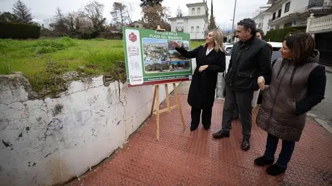 La alcaldesa de Granada, Marifr&aacute;n Carazo, presenta el proyecto del nuevo parque
