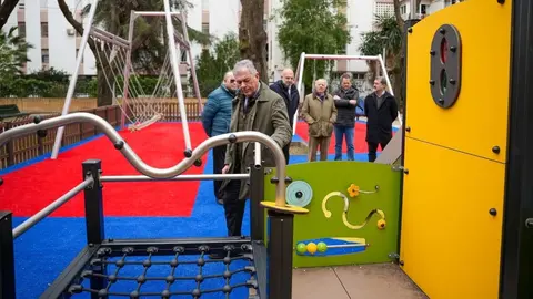 Jos&eacute; Luis Sanz, durante su visita al entorno de San Joaqu&iacute;n, en Triana