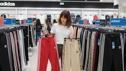 Ppantalones y mallas de Adidas rebajados en El Corte Ingl&eacute;s