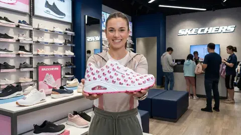 Skechers ha lanzado tres modelos de zapatillas llenas de detalles con los que expresar el amor y el cari&ntilde;o hacia nuestra alma gemela