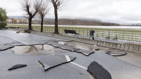 Carreteras cortadas por el temporal en Andaluc&iacute;a