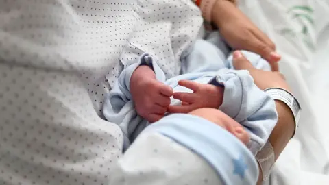 C&oacute;rdoba mantiene los 500 euros del chequ&eacute; bebe