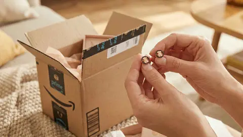 Amazon colabora para mejorar cualquier look con una colecci&oacute;n de preciosos pendientes de Tous repletos de color y elegancia